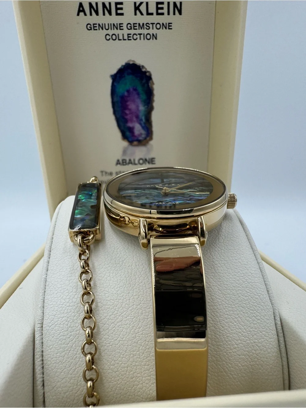 Anne Klein stunning gold